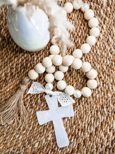 Load image into Gallery viewer, Pearl Acrylic Rosary