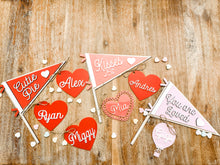 Load image into Gallery viewer, Valentine&#39;s Day Wood Pennant