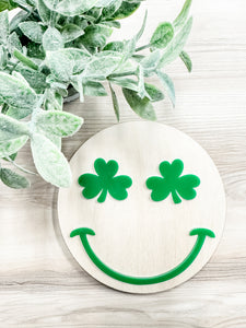 Retro 3D Happy Face Decor - St. Patrick's Smiley Sign